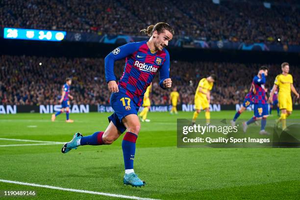 Antoine Griezmann of FC Barcelona reacts during the UEFA Champions League group F match between FC Barcelona and Borussia Dortmund at Camp Nou on...