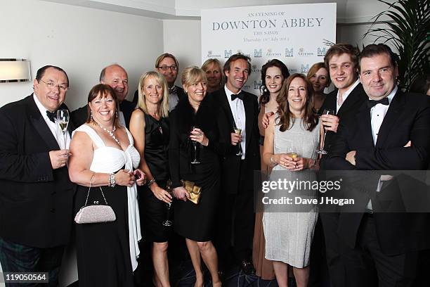 Hugh Bonneville, Brendan Coyle, Allen Leech, Jessica Brown Findlay, Jim Carter, Laura Carmichael, Michelle Dockery, Lesley Nicol, Kevin Doyle and...