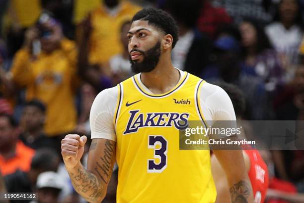 Anthony Davis of the Los Angeles Lakers reacts after defeating the New Orleans Pelicans at Smoothie King Center on November 27, 2019 in New Orleans,...