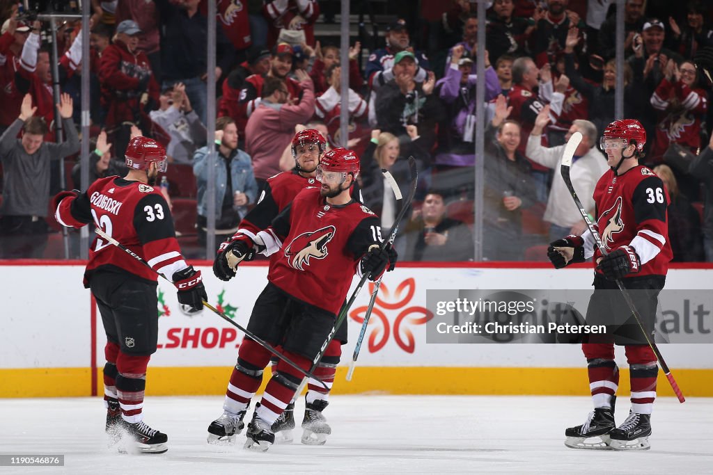 Anaheim Ducks v Arizona Coyotes