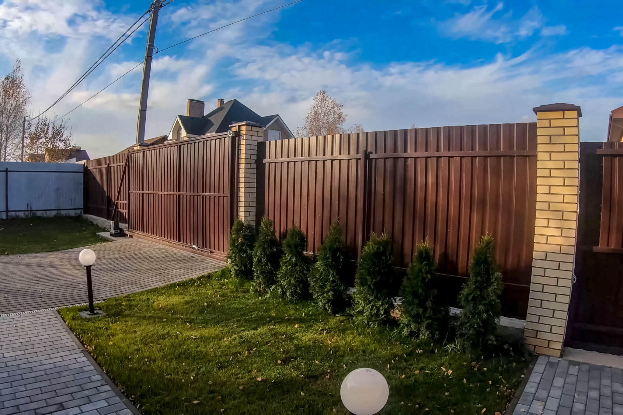 fence comparison