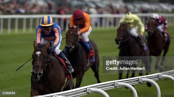 Mick Kinane and Milan come home to land The St Leger Stakes run at Doncaster. DIGITAL IMAGE Mandatory Credit: Julian Herbert/ALLSPORT
