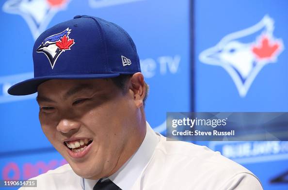 The Toronto Blue Jays host a media availability with new signed free agent left handed pitcher Hyun-Jin Ryu The Toronto Blue Jays host a media availability with new signed free agent left handed pitcher Hyun-Jin Ryu