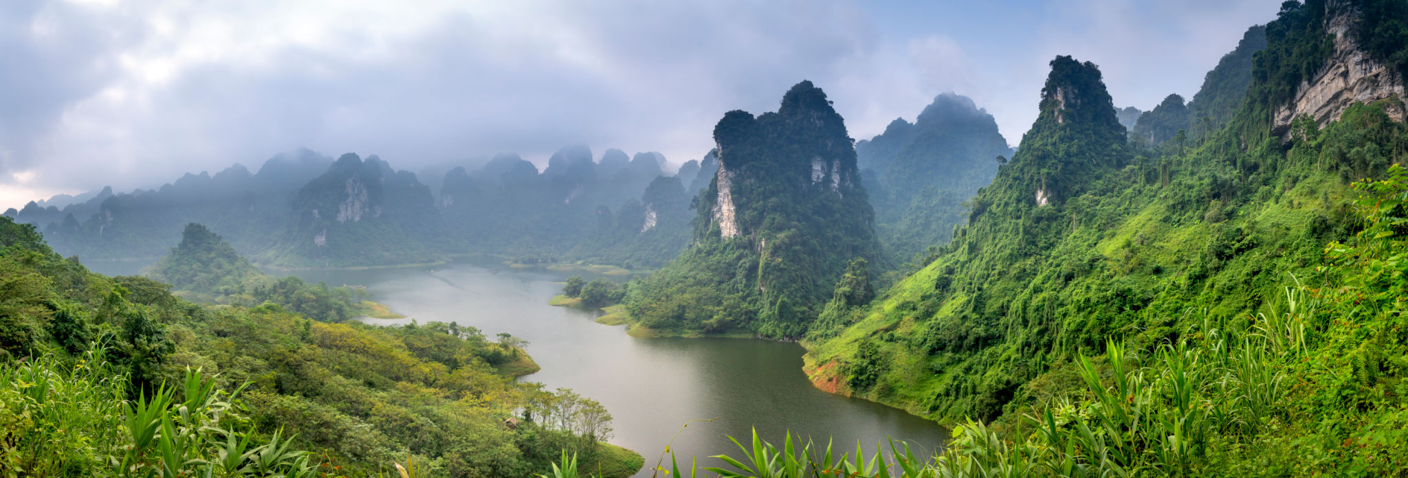 See the panorama of romantic and peaceful sunset in Thuong Lam, Tuyen Quang province, Vietnam See the panorama of romantic and peaceful sunset in Thuong Lam, Tuyen Quang province, Vietnam