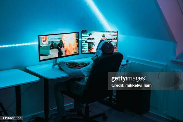 Shoot A Computer Pc Gamer Shoot Photos and Premium High Res Pictures - Getty Images