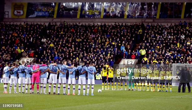 Both teams before the game Oxford United v Manchester City - Carabao Cup - Quarter Final - Kassam Stadium .