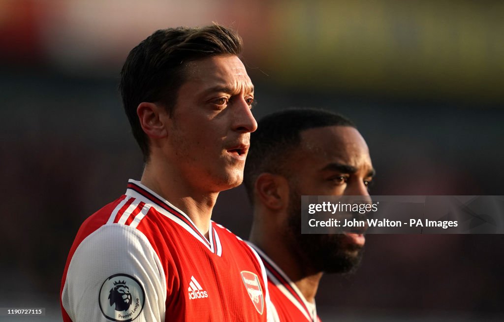 Arsenal v Chelsea - Premier League - Emirates Stadium