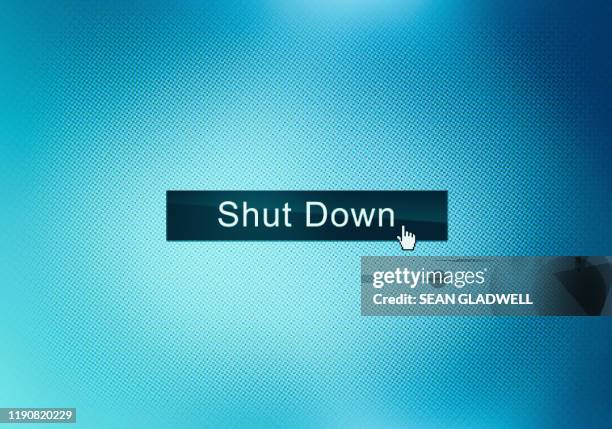 close up of web page shut down button - bouton web photos et images de collection