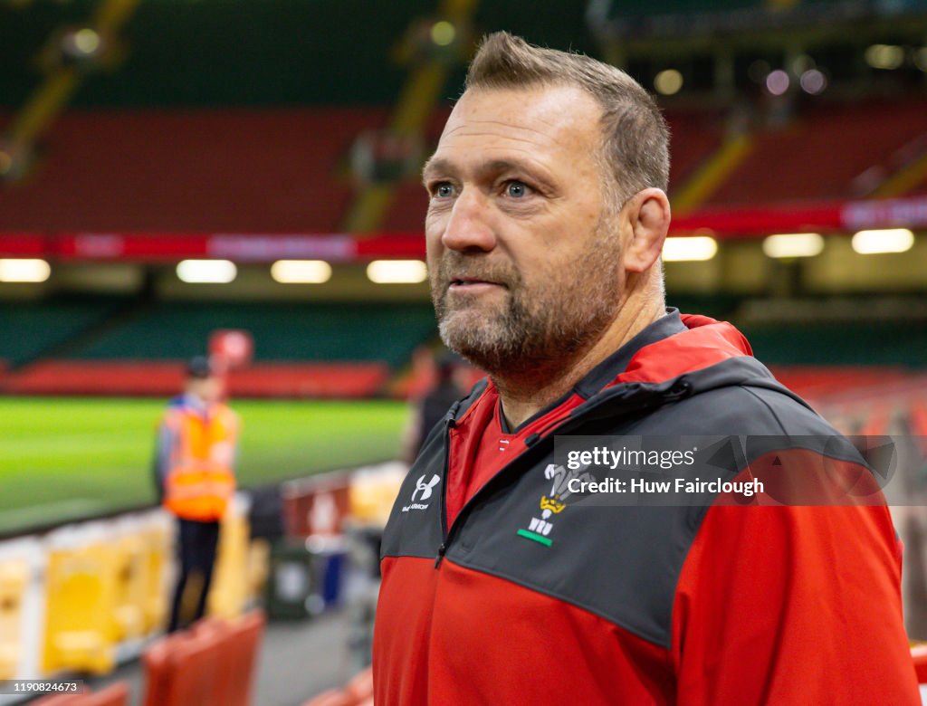 Wales Men and Women - Captain's Run