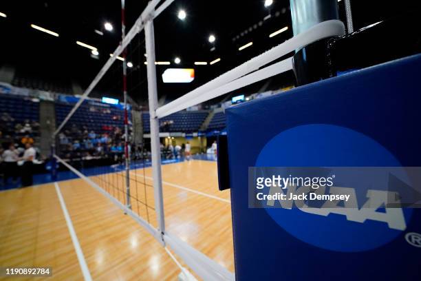 The Johns Hopkins Blue Jays take on the Emory Eagles during the Division III Women's Volleyball Championship held at the U.S. Cellular Center on...