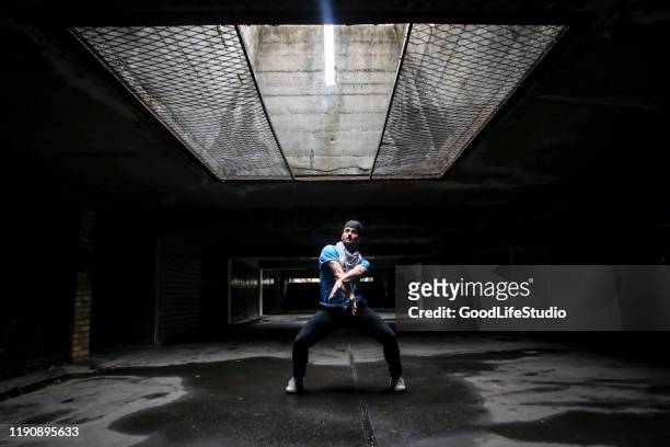 hip hop dancing - only young men stock pictures, royalty-free photos & images