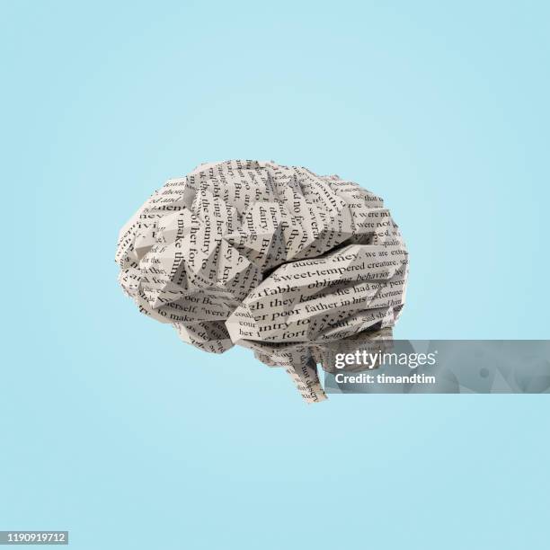 origami brain made of paper with text - stress emotivo imagens e fotografias de stock