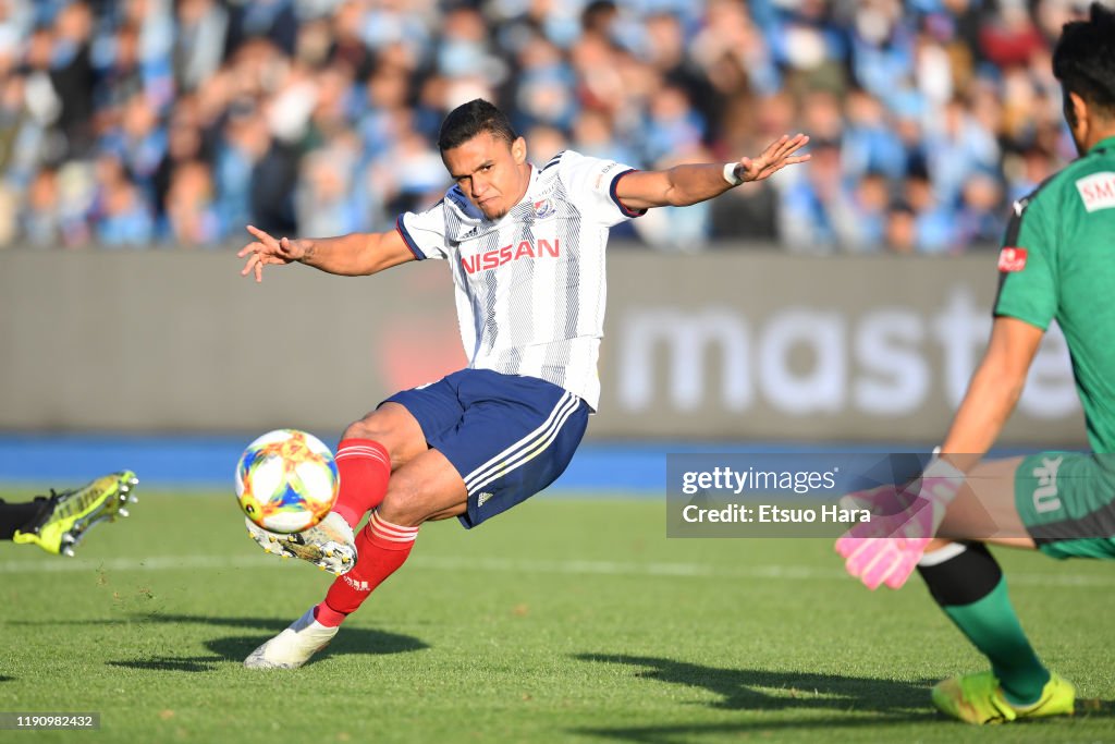 Kawasaki Frontale v Yokohama F.Marinos - J.League J1