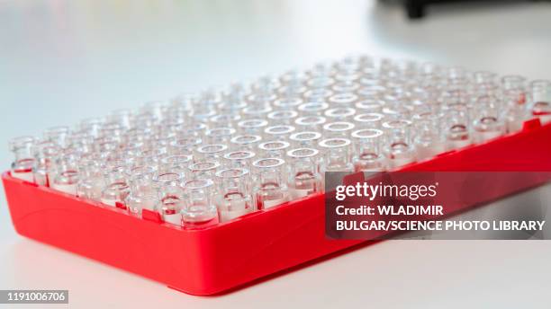 Sample Test Tray Lab 1,380 Lab Trays Stock Photos, High-Res Pictures, and Images - Getty Images