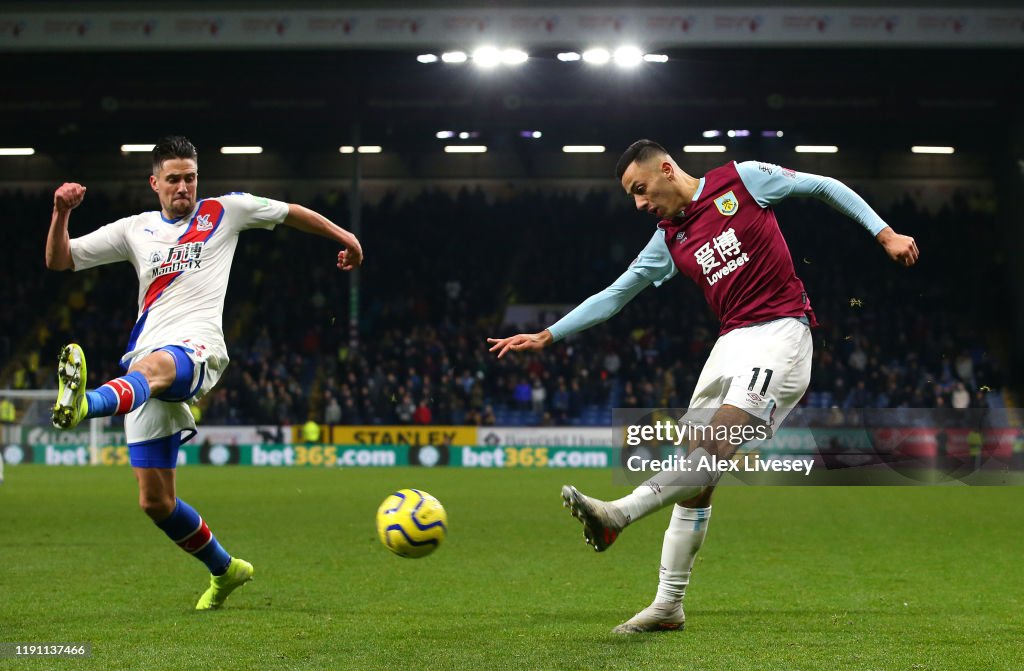 Burnley FC v Crystal Palace - Premier League