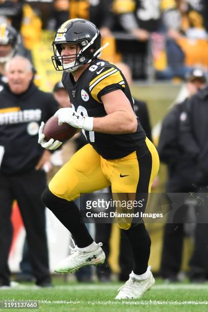 Tight end Vance McDonald of the Pittsburgh Steelers carries the ball in the fourth quarter of a game against the Cleveland Browns on December 1, 2019...