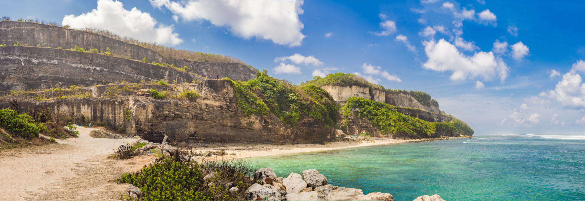 Large panorama, Banner, long format Beautiful Melasti Beach with turquoise water, Bali Island Indonesia Large panorama, Banner, long format Beautiful Melasti Beach with turquoise water, Bali Island Indonesia