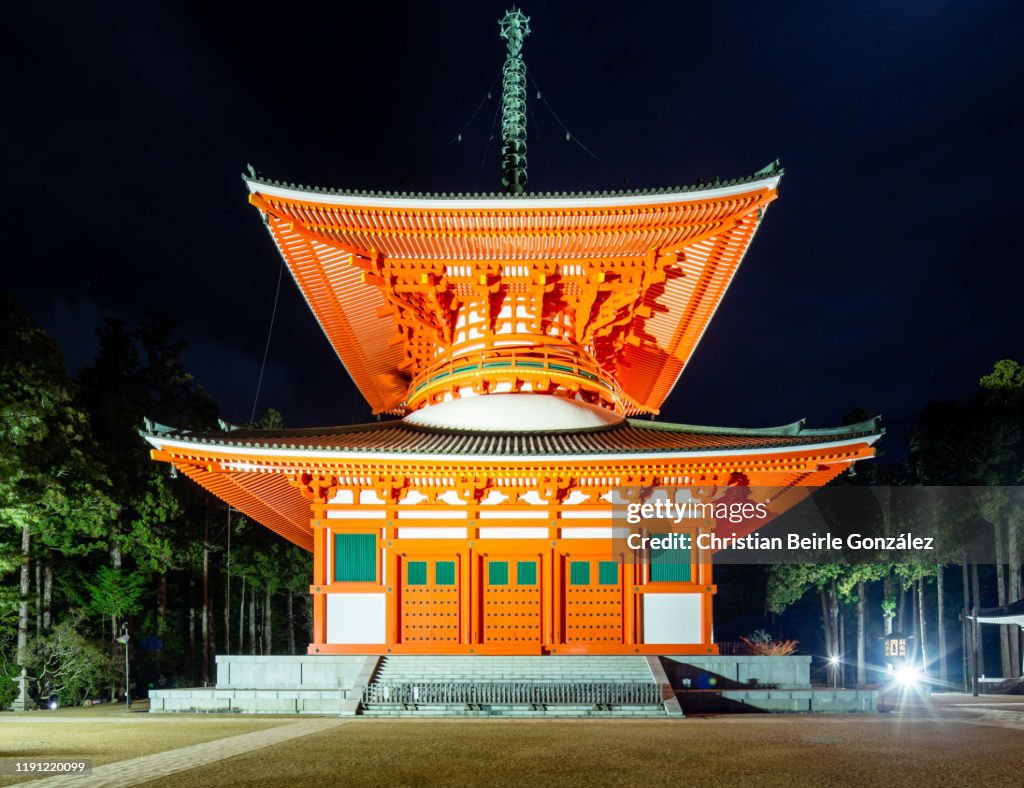 Konpon Daito Pagoda - Koyasan