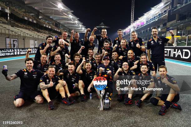 Second placed Max Verstappen of Netherlands and Red Bull Racing celebrates with his team after the F1 Grand Prix of Abu Dhabi at Yas Marina Circuit...