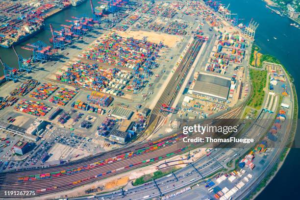 port from the air - handel treiben stock pictures, royalty-free photos & images