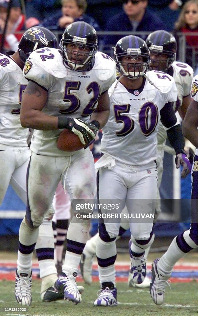 FBN-RAVENS-TITANS-R.LEWIS TD