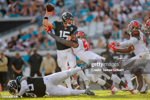 Gardner Minshew of the Jacksonville Jaguars throws a pass during the fourth quarter of a game against the Tampa Bay Buccaneers at TIAA Bank Field on...