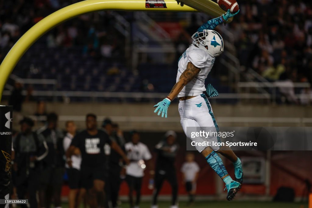 HIGH SCHOOL FOOTBALL: JAN 02 Under Armour All-America Game