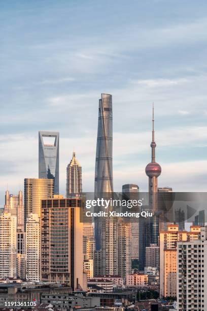 shanghai at dusk - the bund bildbanksfoton och bilder