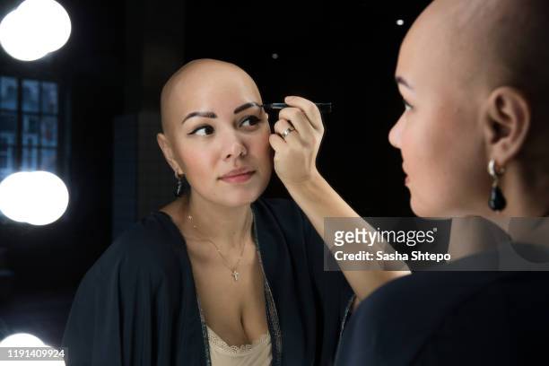 portrait - showus makeup stock pictures, royalty-free photos & images