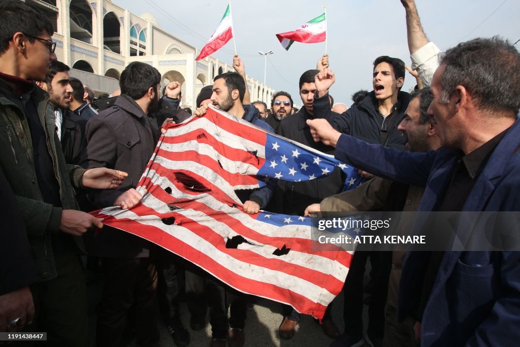TOPSHOT-IRAN-IRAQ-POLITICS-UNREST-US