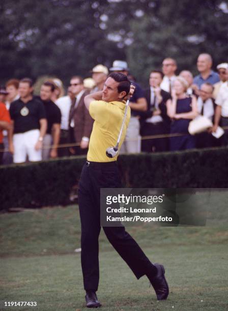 Bob Charles, New Zealand left-handed golfer and national sporting hero, tees off, circa 1967.