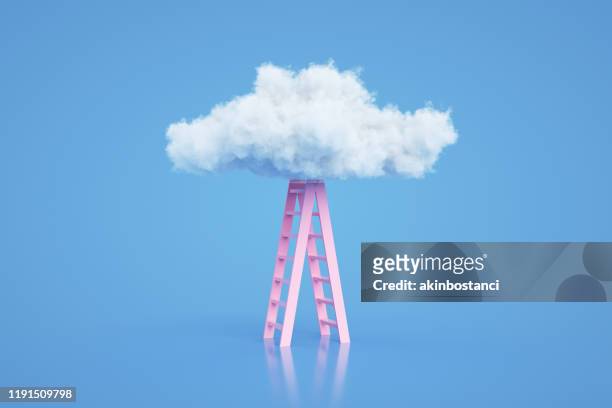 scale per le nuvole, ladder of success concept - nube foto e immagini stock