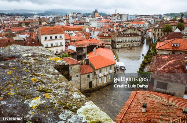 pontevedra, old town overhead - pontevedraprovinsen bildbanksfoton och bilder