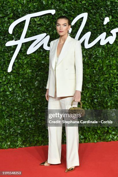 Arizona Muse arrives at The Fashion Awards 2019 held at Royal Albert Hall on December 02, 2019 in London, England.