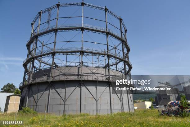 gasometer schlieren - gas container stock pictures, royalty-free photos & images