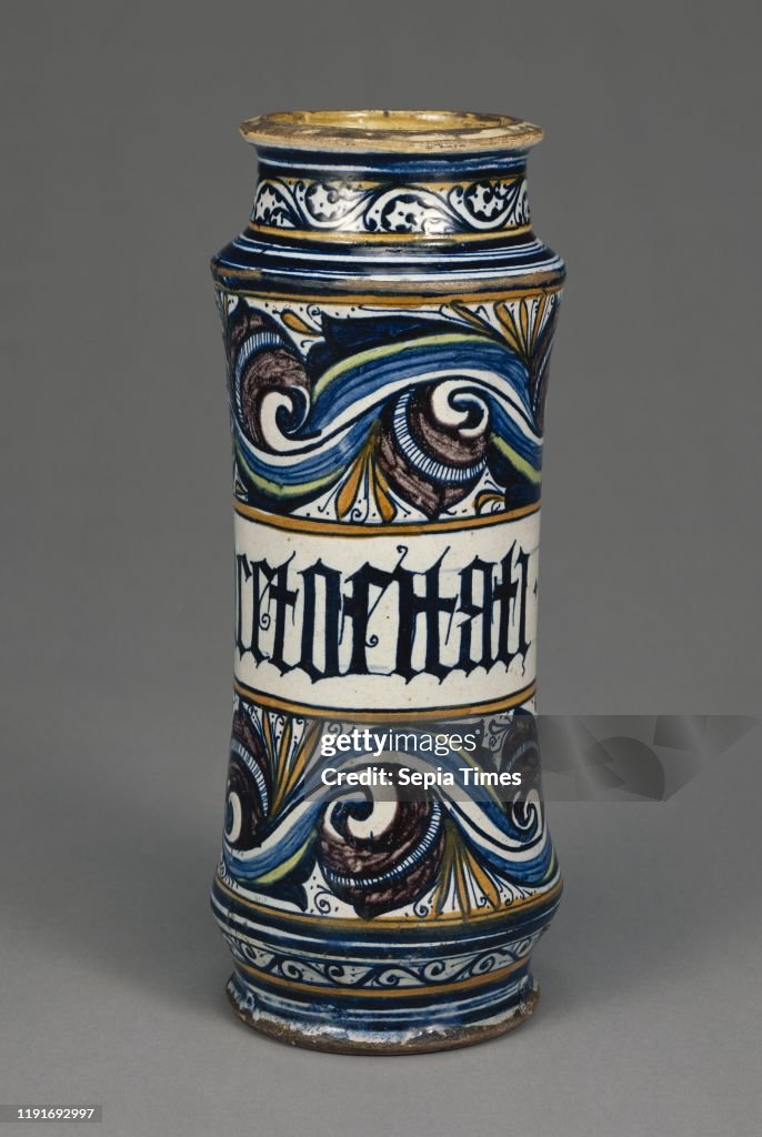 Cylindrical Drug Jar (Albarello)