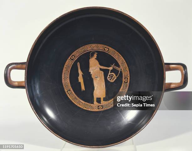 Attic Red-Figure Kylix Type B; Boot Painter; Athens, Greece; about 470 - 460 B.C; Terracotta; 9.8 _ 31.5 _ 24 cm
