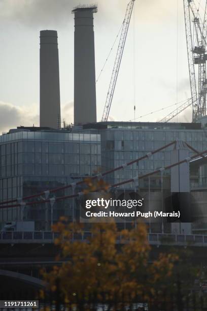 battersea dawn - battersea power station silhouette stock pictures, royalty-free photos & images