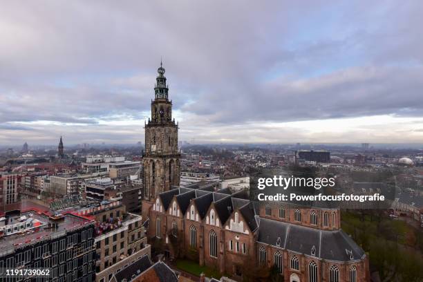 martinitoren - groningen stad stockfoto's en -beelden