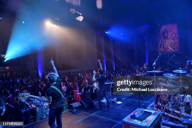 Performs on stage at during 15th Annual UNICEF Snowflake Ball 2019 at Cipriani Wall Street on December 03, 2019 in New York City.