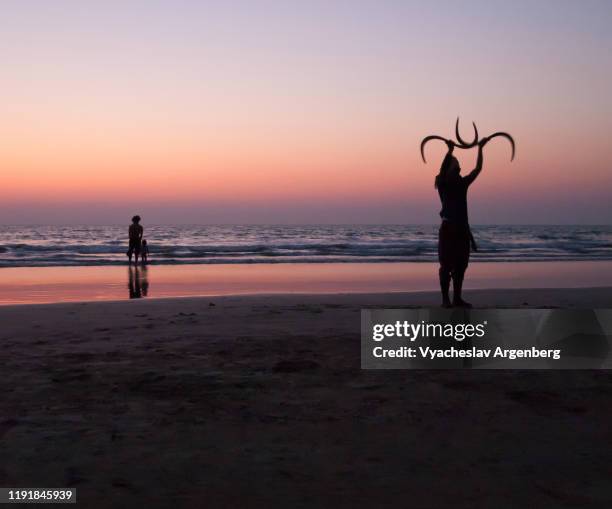 arambol art performers at night, goa - goa nightlife stock pictures, royalty-free photos & images