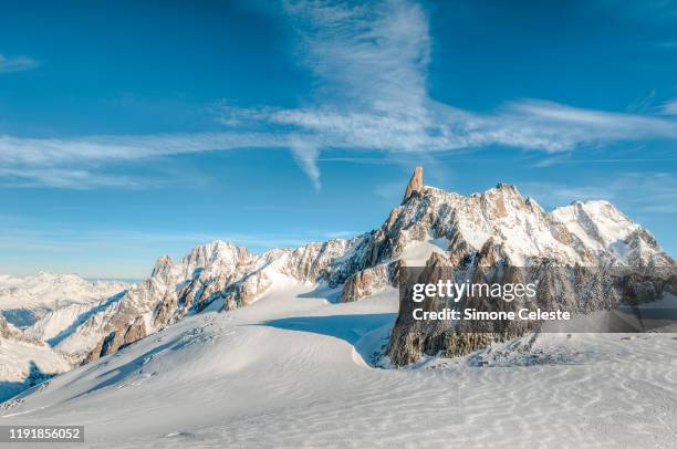 pointe helbronner, mont blanc, italy - courmayeur stock-fotos und bilder
