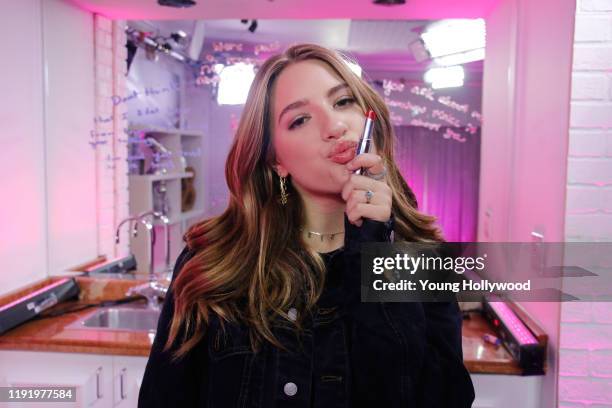 Mackenzie Ziegler visits the Young Hollywood Studio on December 4, 2019 in Los Angeles, California.
