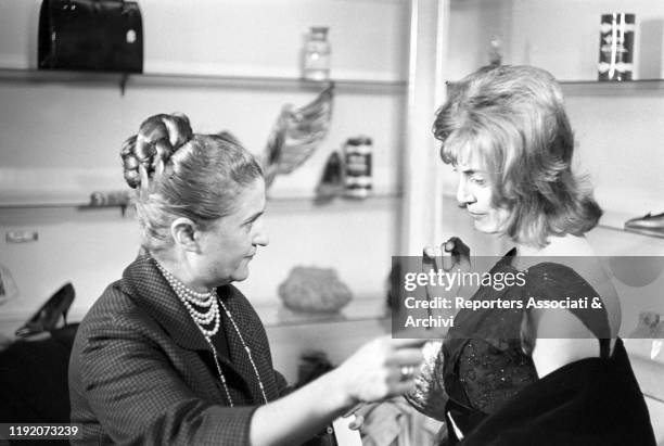 53 Zoe Fontana Photos & High Res Pictures Getty Images