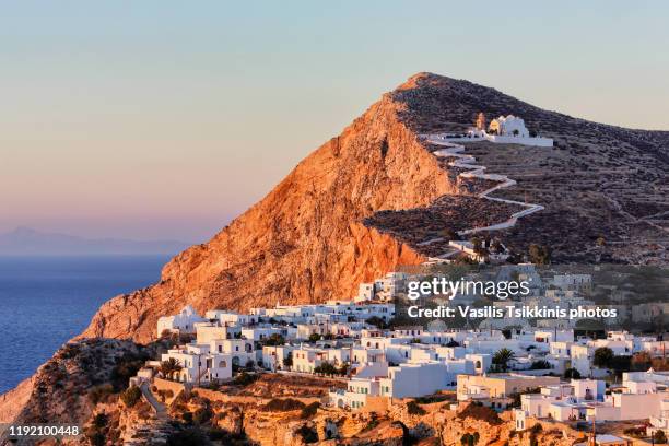 folegandros island at sunset - cyclades islands stockfoto's en -beelden