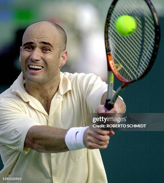 Patrick Rafter Backhand 18 Ten Masters Series Rafter Backhand Stock Photos, High-Res Pictures ...