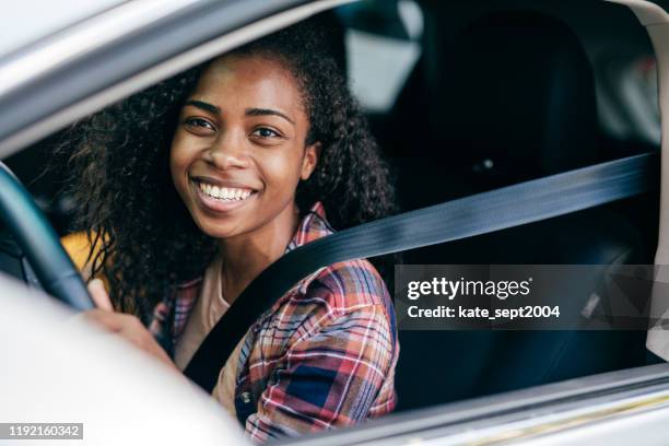 millennial driver - test drive stock pictures, royalty-free photos & images