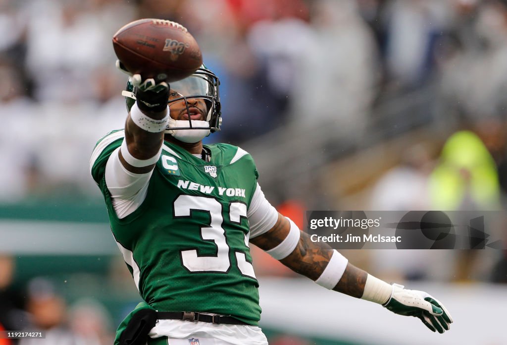 Oakland Raiders v New York Jets