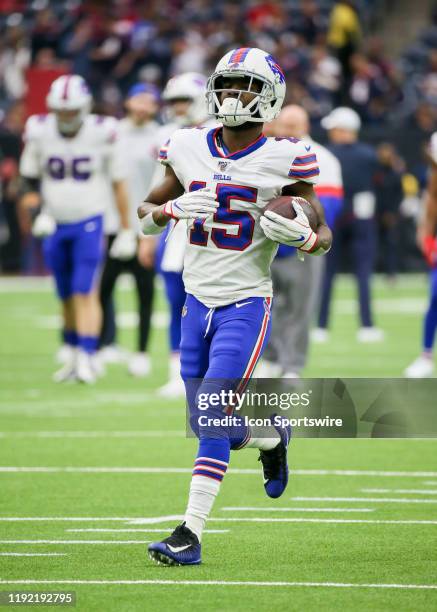 Buffalo Bills wide receiver John Brown warms up during the AFC Wild Card football game between the Buffalo Bills and Houston Texans on January 4,...