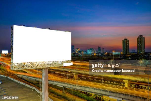blank billboard for outdoor advertising - highway billboard stock pictures, royalty-free photos & images